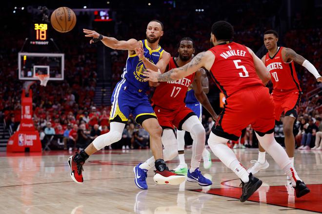 鹈鹕三巨头联手，爆发新星得分突破，库里冲击季后赛！